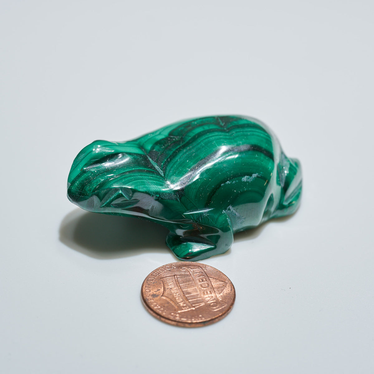 0.140 lb Carved Malachite Frog