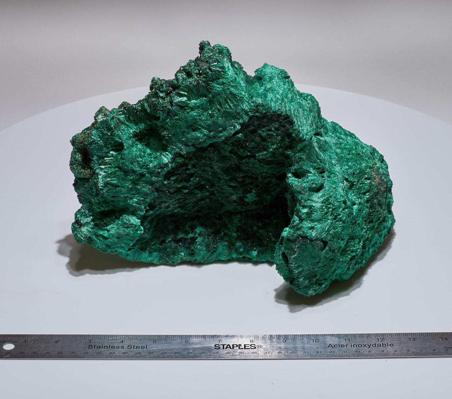 11.15 LB, 11.81 inches LARGE Cabinet Museum Piece Chatoyant Fibrous Malachite Specimen ( The Sail )