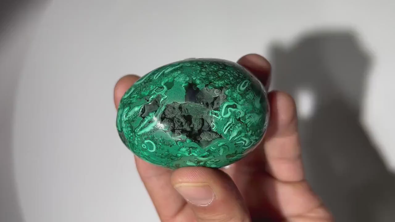 0.44 LB Malachite Geode Egg